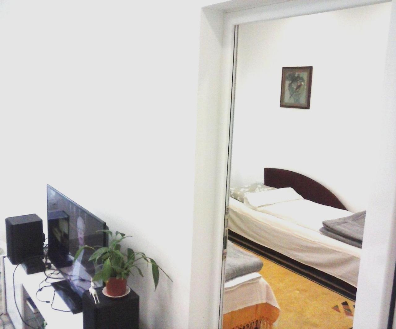 Apartman Veljic Nis Exterior foto